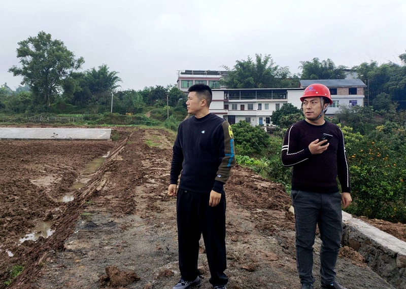 建投建工到“收尾”工程项目开展安全检查1.jpg