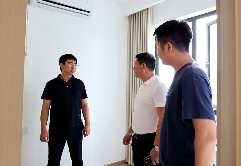 宜宾建投建工“送清凉”到一线 情系员工保障项目建设稳步推进.JPG